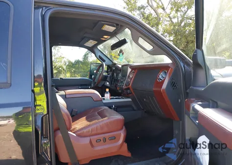 2014 Ford F-250 Lariat z USA, uszkodzony, nr VIN 1FT7W2BT3EEA13190